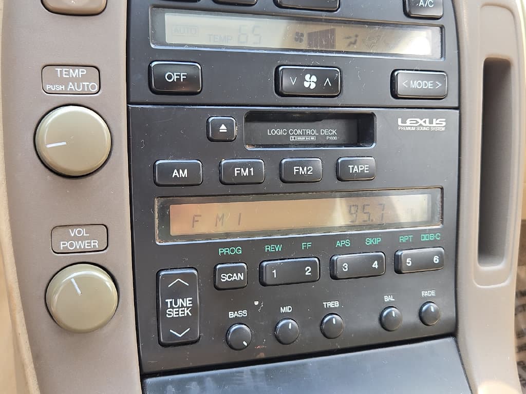 1992 Lexus SC - Photo 23
